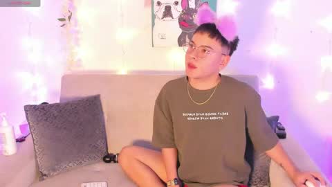 Diego Robles online show from May 23, 11:53 pm