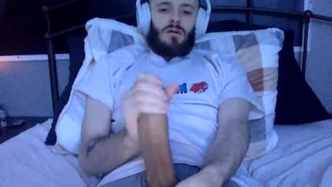 Snapshot of digbicknik chatting on February 10, 8:10 pm digbicknik online show from February 10, 8:10 pm