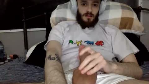 Snapshot of digbicknik chatting on February 16, 8:54 am digbicknik online show from February 16, 8:54 am