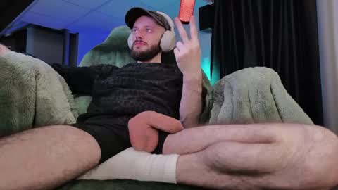 digbicknik online show from May 27, 1:57 am