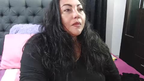 Mariana online show from March 8, 5:07 am