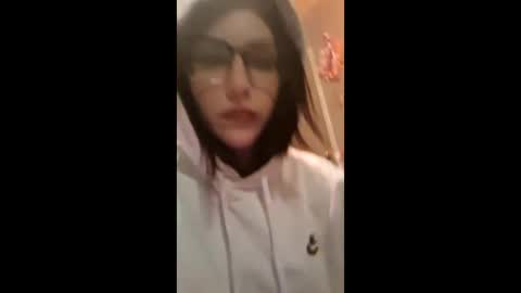 Snapshot of diiamond69 chatting on May 2, 6:35 pm Katelynn777 online show from May 2, 6:35 pm
