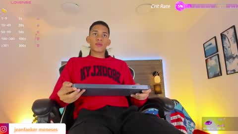 Snapshot of dilam_alfonzo chatting on January 3, 7:29 pm Dilan online show from January 3, 7:29 pm