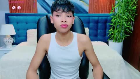  DILAN online show from May 5, 6:27 pm