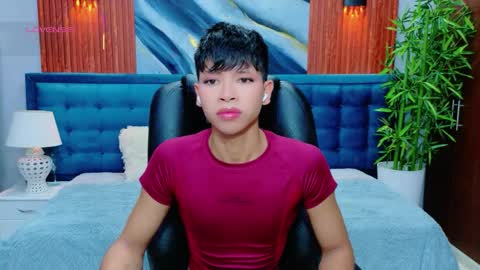  DILAN online show from May 19, 6:58 pm