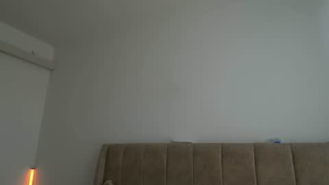 Snapshot of dilan_coy chatting on June 14, 10:01 pm Dilan Coy online show from June 14, 10:01 pm