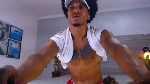 Snapshot of dilan_hall chatting on May 28, 6:05 pm dilan_hall online show from May 28, 6:05 pm