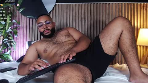 DilanJonnes online show from December 22, 2:39 am