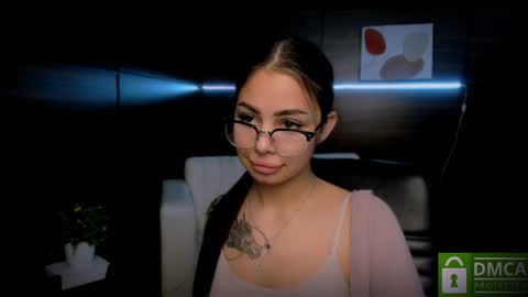 Snapshot of dilara_best chatting on December 20, 12:27 pm Dilyanude in pvt online show from December 20, 12:27 pm