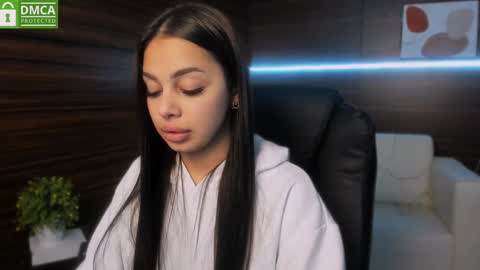 Snapshot of dilara_best chatting on December 30, 3:13 pm Dilyanude in pvt online show from December 30, 3:13 pm