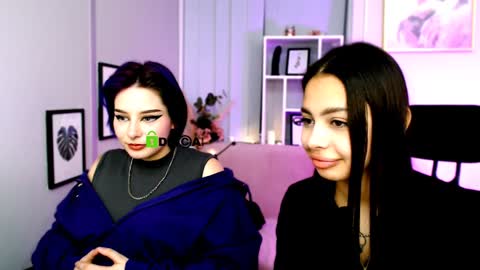 Snapshot of dilara_best chatting on February 6, 11:54 am Dilyanude in pvt online show from February 6, 11:54 am