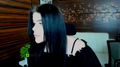 Snapshot of dilara_best chatting on February 10, 10:31 am Dilyanude in pvt online show from February 10, 10:31 am