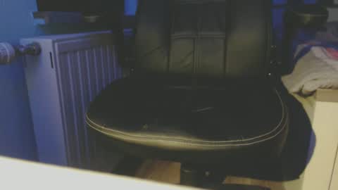 Snapshot of dildolover1278 chatting on December 14, 4:09 pm dildolover1278 online show from December 14, 4:09 pm