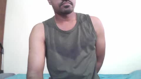 Snapshot of dilip_09 chatting on December 17, 7:29 am dilip_09 online show from December 17, 7:29 am