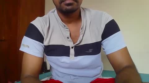Snapshot of dilip_09 chatting on December 20, 7:33 am dilip_09 online show from December 20, 7:33 am