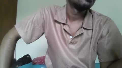 Snapshot of dilip_09 chatting on December 23, 2:24 am dilip_09 online show from December 23, 2:24 am