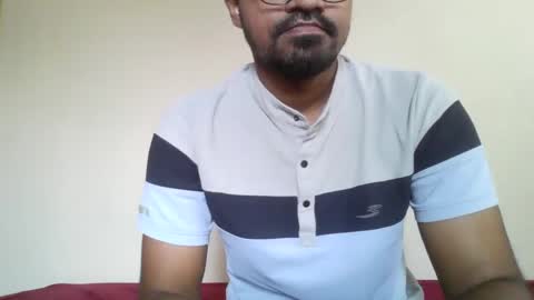 Snapshot of dilip_09 chatting on January 3, 7:49 am dilip_09 online show from January 3, 7:49 am