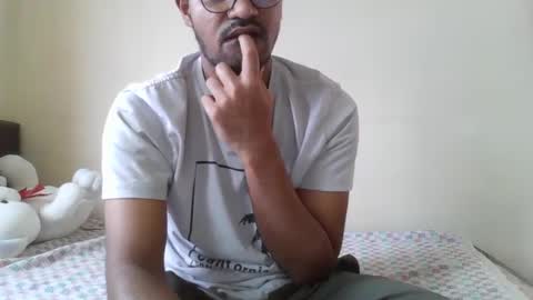 Snapshot of dilip_09 chatting on January 26, 9:29 am dilip_09 online show from January 26, 9:29 am