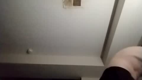 dill801975 online show from February 23, 7:17 am