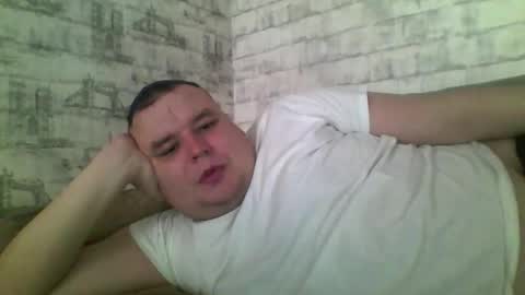 Snapshot of dimasvit5306 chatting on February 24, 10:35 am dimasvit5306 online show from February 24, 10:35 am