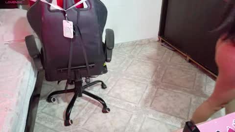 dimepapi01 online show from March 7, 3:47 am