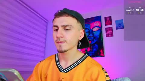 Julian Independent Model online show from May 24, 3:44 am