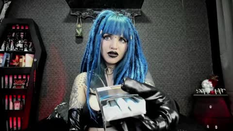 dimmuanddarkness online show from December 19, 10:13 am