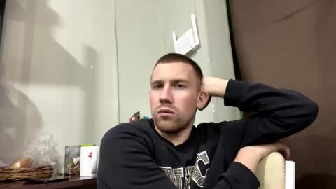 D  V  online show from January 4, 7:55 pm