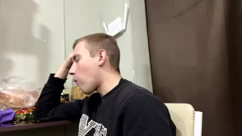 D  V  online show from January 19, 2:38 pm