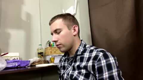 D  V  online show from January 21, 7:50 pm