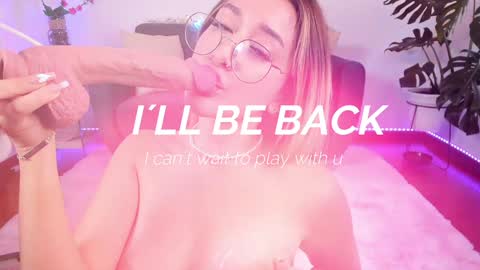   online show from February 5, 3:52 pm