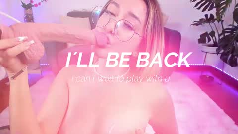   online show from March 10, 12:15 pm