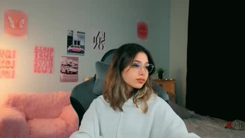 Sara Connor online show from February 16, 1:07 pm