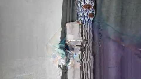 Snapshot of diorblu chatting on May 13, 1:36 am diorblu online show from May 13, 1:36 am