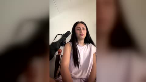 Snapshot of diosa_cristal_ chatting on January 5, 9:29 pm Cristal Independent model online show from January 5, 9:29 pm