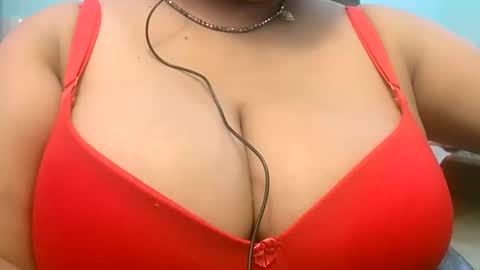 Snapshot of dipa2345 chatting on September 17, 4:47 am dipa2345 online show from September 17, 4:47 am