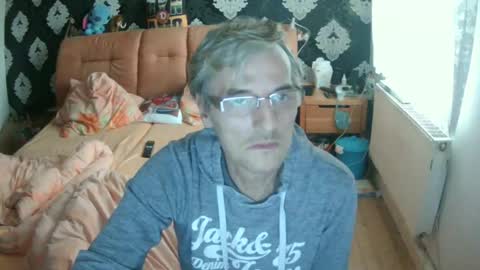 Snapshot of dirk6873 chatting on December 12, 12:55 pm Adam Carla online show from December 12, 12:55 pm