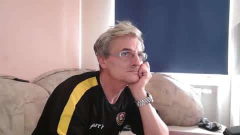 Adam Carla online show from April 1, 11:33 am