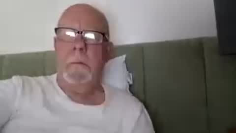 Snapshot of dirtboy_1 chatting on June 14, 6:04 am dirtboy_1 online show from June 14, 6:04 am