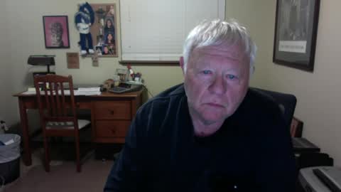 dirtrider195080438 online show from July 21, 5:21 am