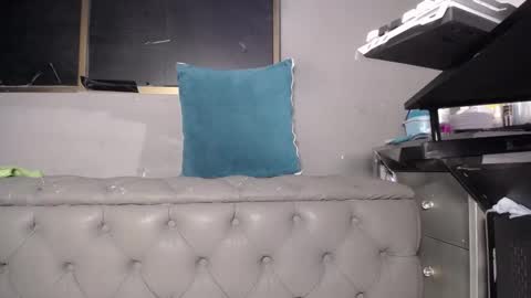 dirty_27cms online show from February 5, 11:09 pm