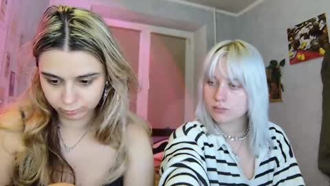 Snapshot of dirty_kiss69 chatting on October 3, 12:18 am Dirty Kiss69 online show from October 3, 12:18 am