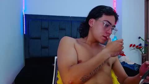 Snapshot of dirty_model chatting on September 10, 7:19 am dirty model online show from September 10, 7:19 am