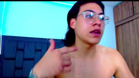 Snapshot of dirty_model chatting on September 27, 11:43 pm dirty model online show from September 27, 11:43 pm