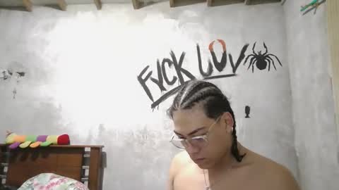 dirty model online show from March 18, 4:26 am