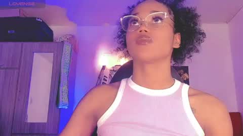Naomy  online show from July 21, 2:14 am