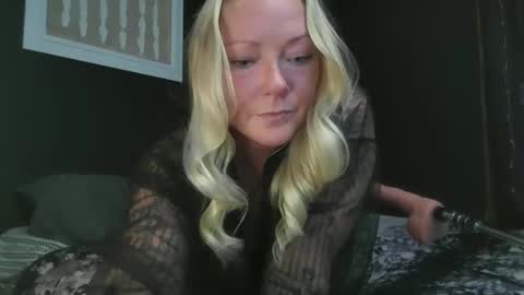 Snapshot of dirtylittlejess chatting on September 9, 4:28 pm dirtylittlejess online show from September 9, 4:28 pm