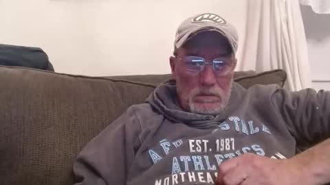 Snapshot of dirtynastyoldman chatting on April 1, 2:12 am dirtynastyoldman online show from April 1, 2:12 am