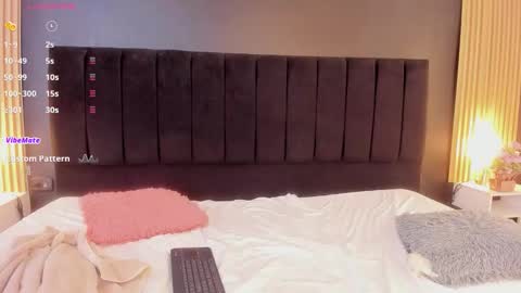 Soffie - Valentina - Yuya  Astro online show from March 28, 11:15 pm