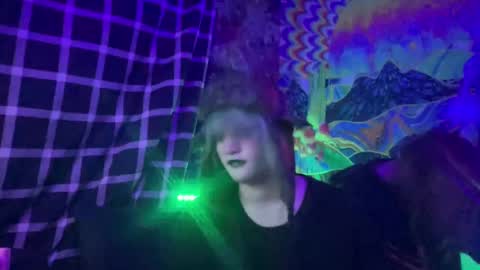 Snapshot of discardedreject chatting on February 10, 2:52 am Discarded Reject online show from February 10, 2:52 am